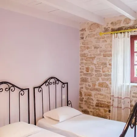 Apartment Traditional Stone House - Matella