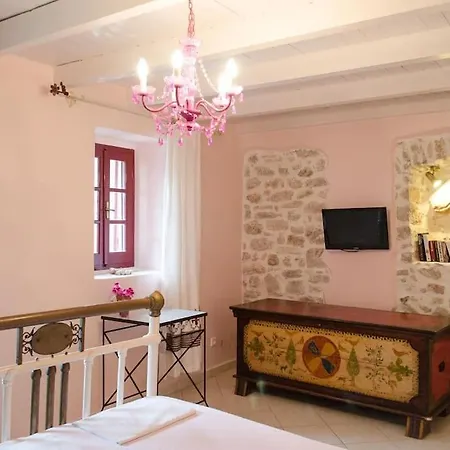 Traditional Stone House - Matella Apartment