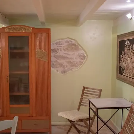 Traditional Stone House - Matella *