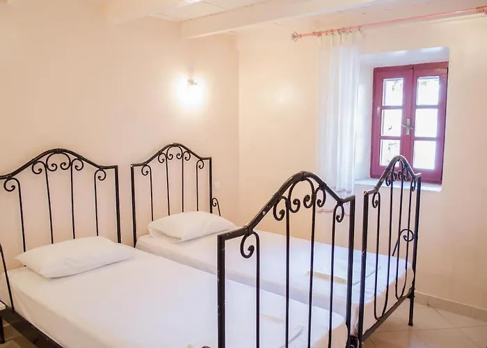 Traditional Stone House - Matella * Kalámi