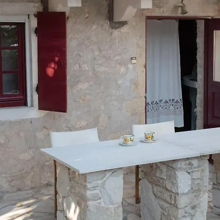 Traditional Stone House - Matella 公寓 卡拉米